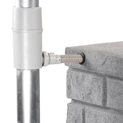 Zbieracz wody deszczowej Pro zamontowany