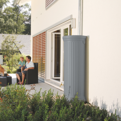 Zbiornik na deszczówkę Column 1000l szary zamontowany